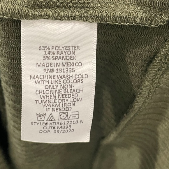 Socialite Green Knit Textured Long Sleeve Dress - Picture 6 of 6